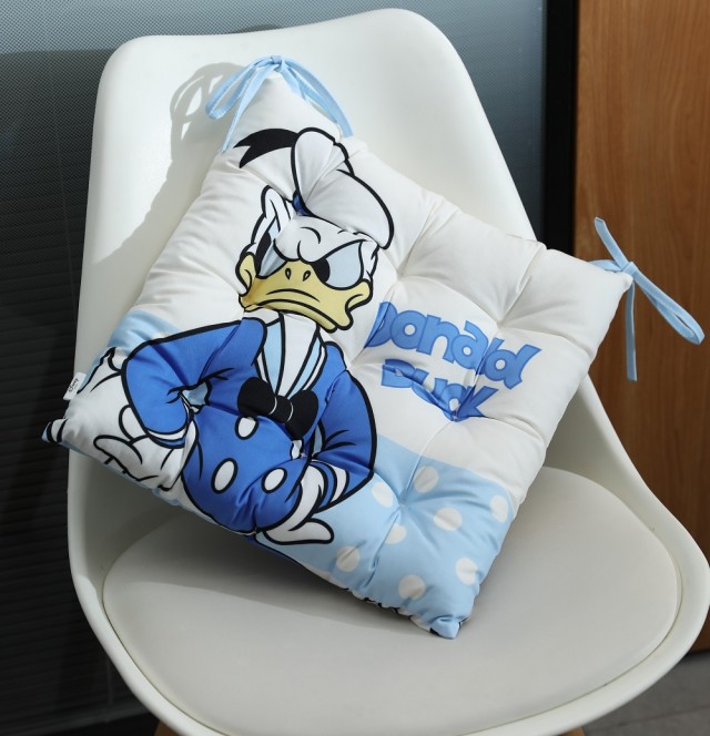 Donald Duck Seat Cushion