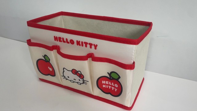Κουτί Οργάνωσης Υφασμάτινο με Θήκες  Hello Kitty